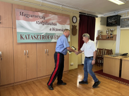 Hoffer László
