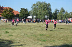 önkéntesek versenye